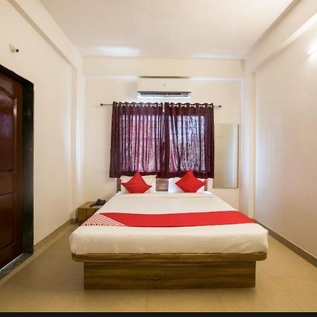 Primrose Guest House Pune Eksteriør billede