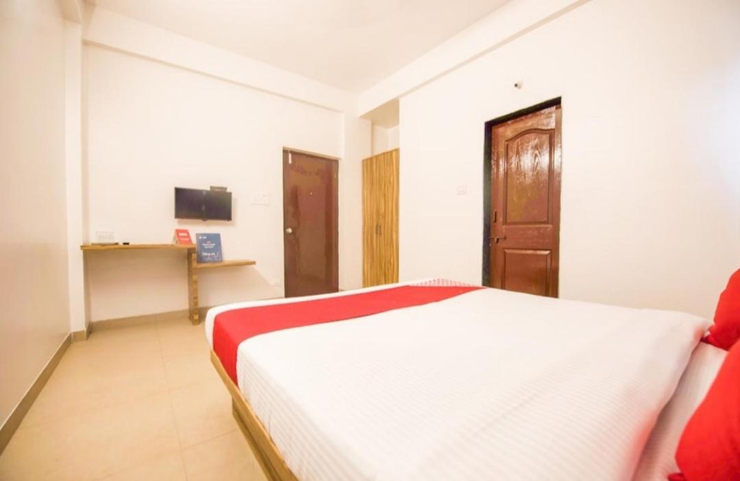 Primrose Guest House Pune Eksteriør billede