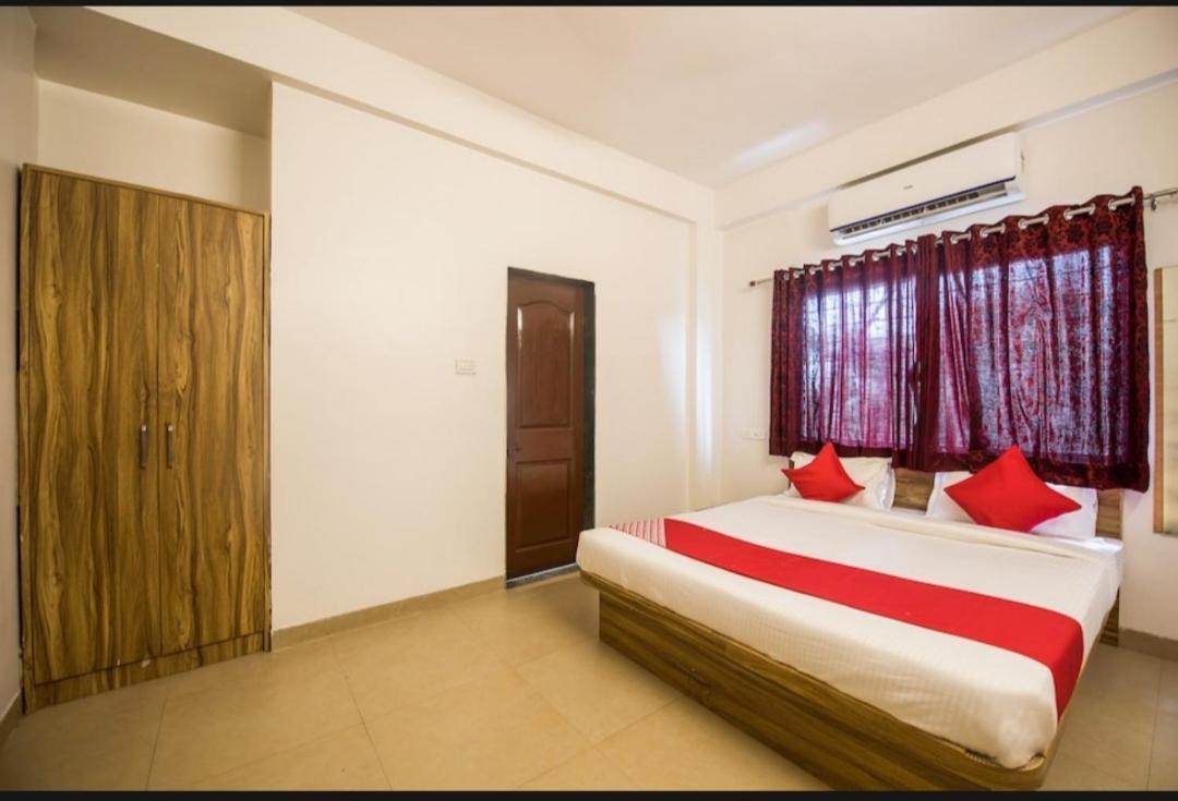 Primrose Guest House Pune Eksteriør billede